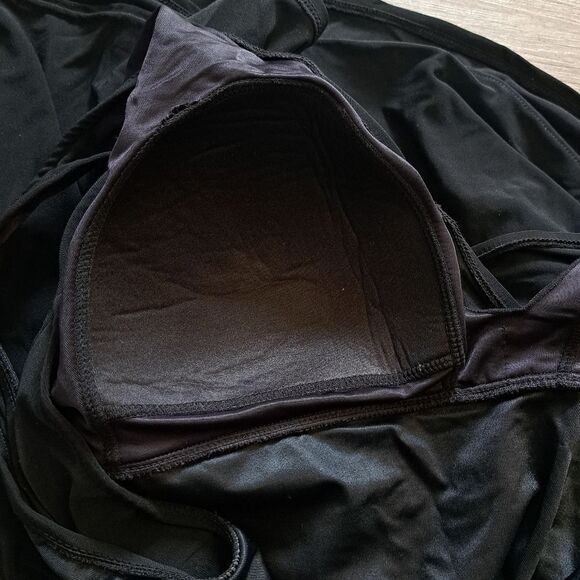 Miraclesuit Plus Size One Piece Swimsuit V-Neck Size 20W Black - Picture 10 of 17